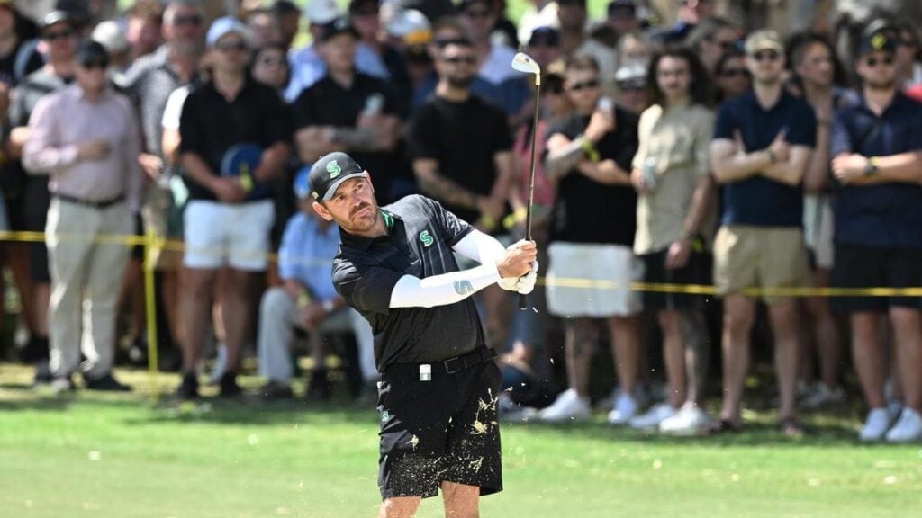 Oosthuizen latest to leave LIV and rejoin DP World Tour
