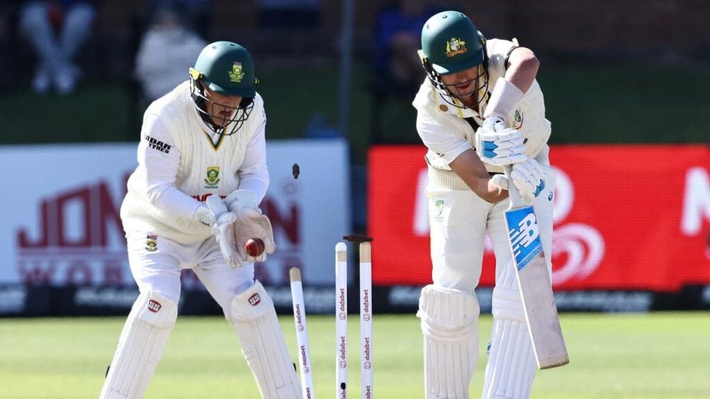 South Africa beat Australia by an innings to draw series level