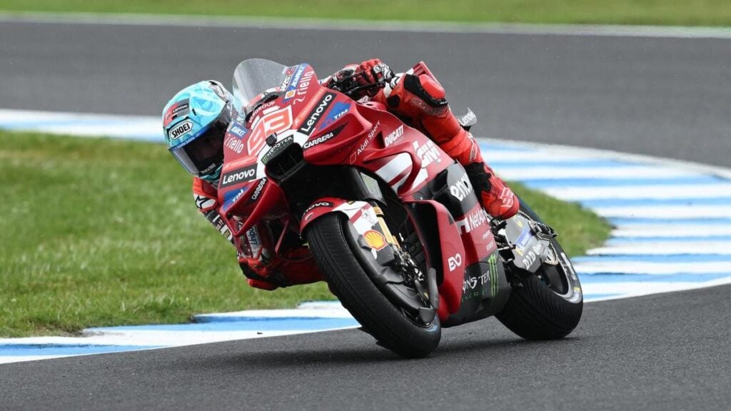 Marc Marquez claims pole position at Phillip Island