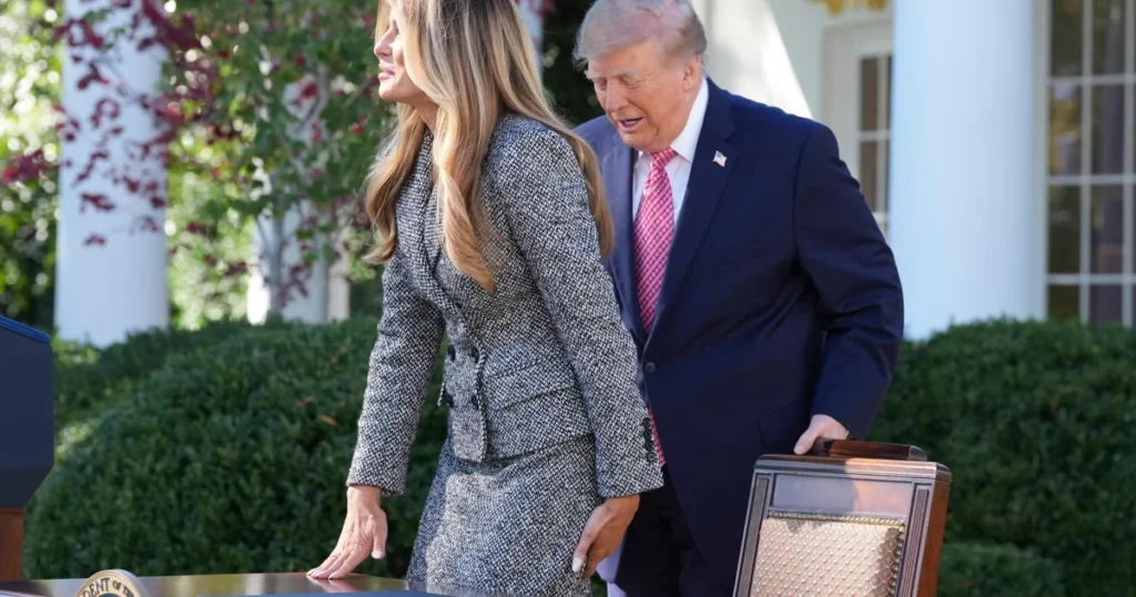 Melania Trump helps secure temporary truce in Oleshky