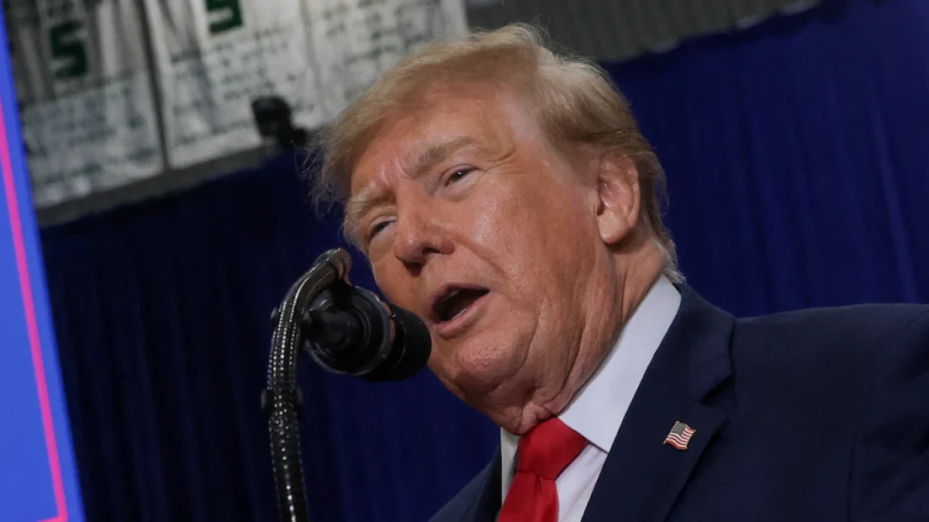 Trump steps up anti-Muslim rhetoric against El-Sayed