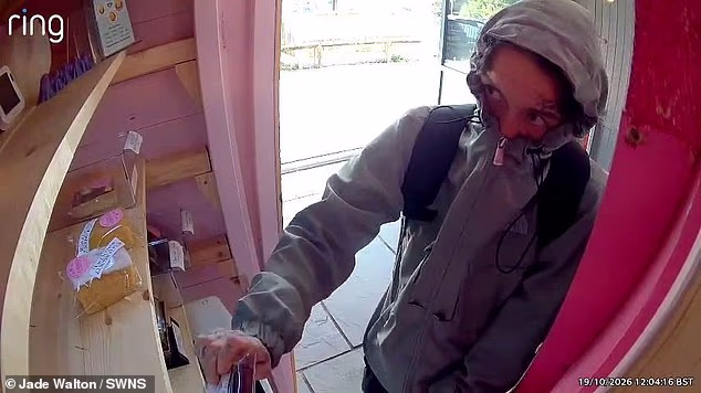 Baker pursues thief caught stealing lemon drizzle cake from shed