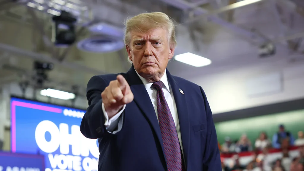 Police deny Trump rally stabbing as officer’s knife gets caught on shirt