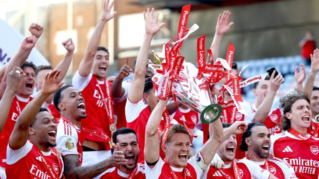 Football chiefs hold fresh talks over £180m-a-year deal